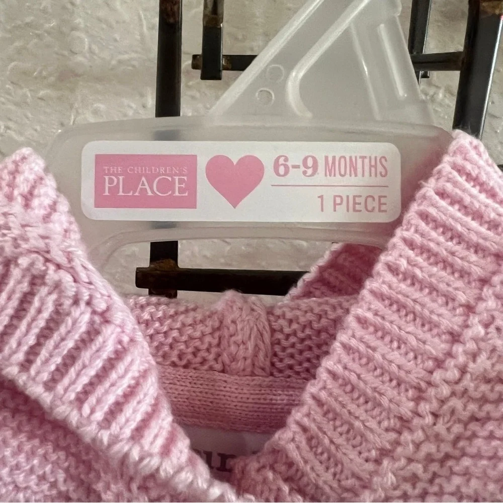 Ship Dec 4 The Children’s Place Pink Hooded Sweater – Size 6-9 Months NWT